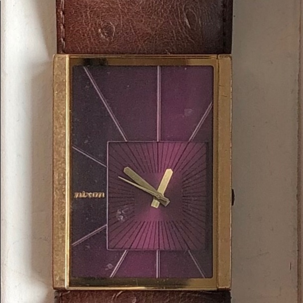 Nixon watch
